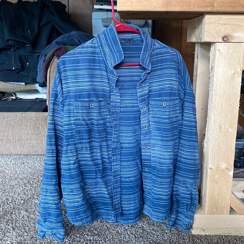 PrAna women’s large overshirt. Only worn twice, in great condition!